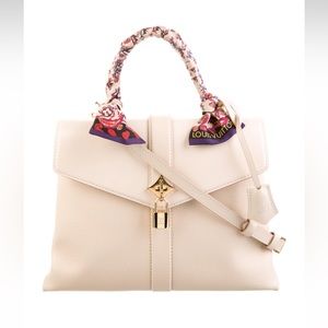 Louis Vuitton 2019 Rose De Vents MM w/ Strap